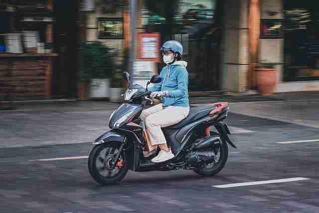 鉴黄师审核日志管理机制改革|内容分级系统重构追踪逻辑升级